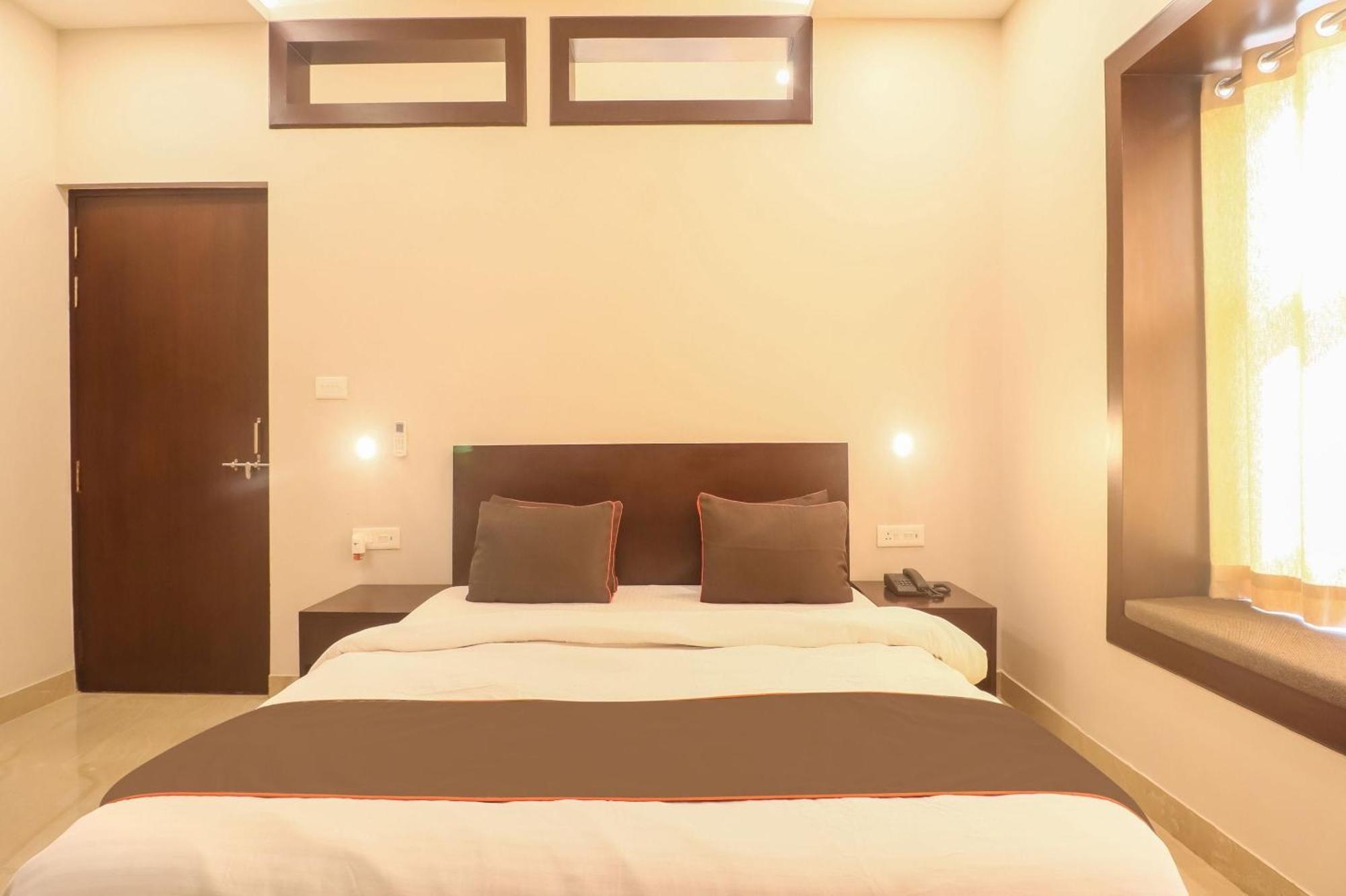 Townhouse Amaraa Farms Near Lulu Hypermarket Lucknow Eksteriør bilde