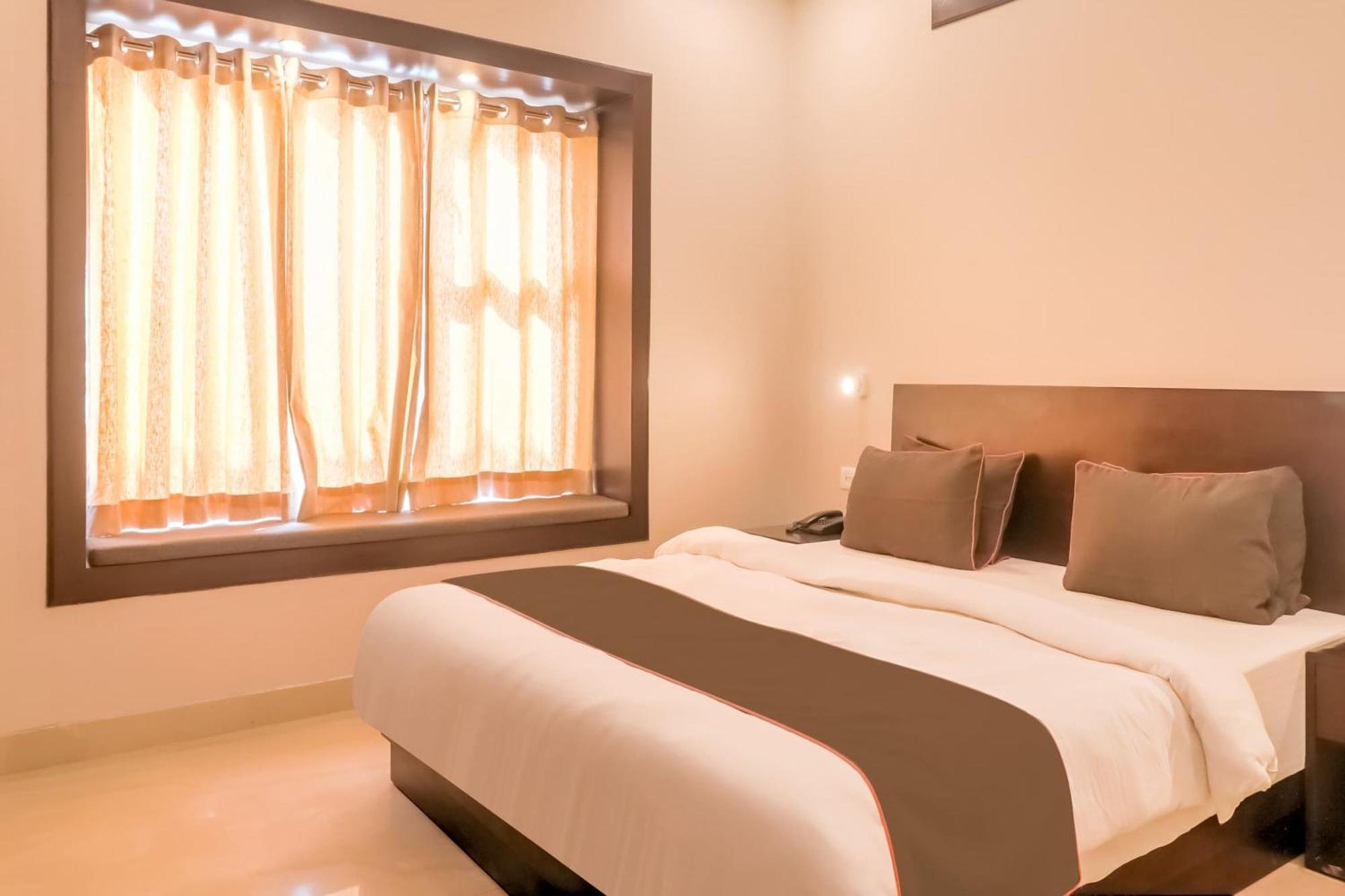 Townhouse Amaraa Farms Near Lulu Hypermarket Lucknow Eksteriør bilde