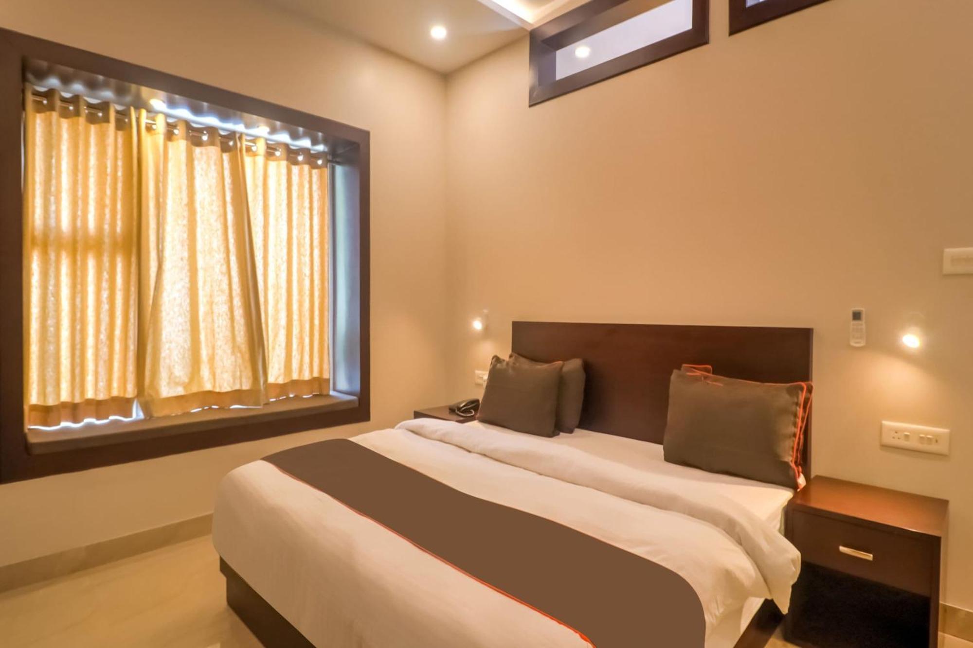 Townhouse Amaraa Farms Near Lulu Hypermarket Lucknow Eksteriør bilde