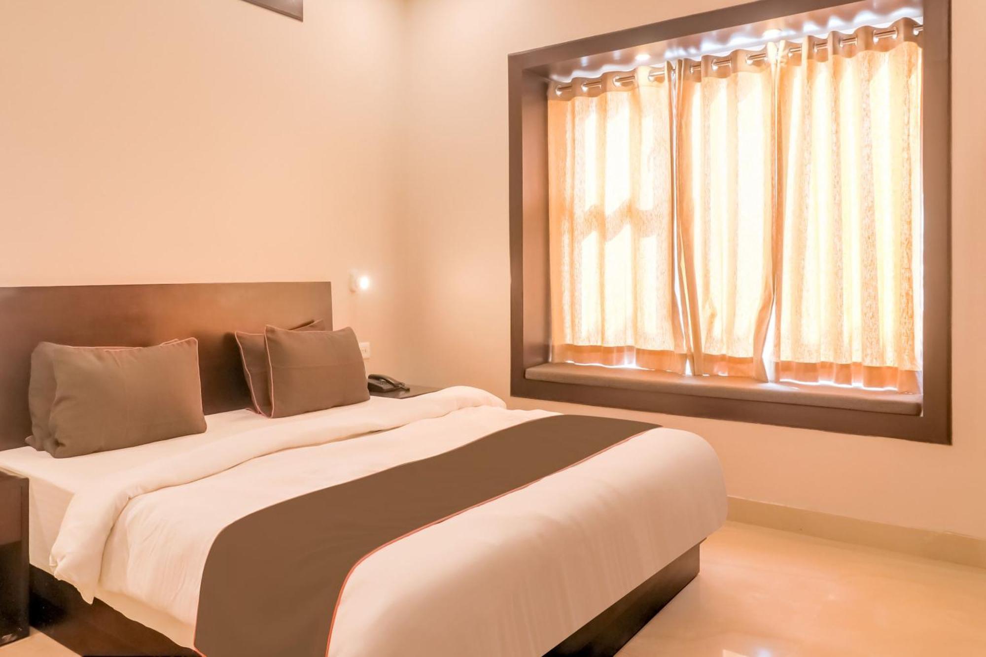 Townhouse Amaraa Farms Near Lulu Hypermarket Lucknow Eksteriør bilde