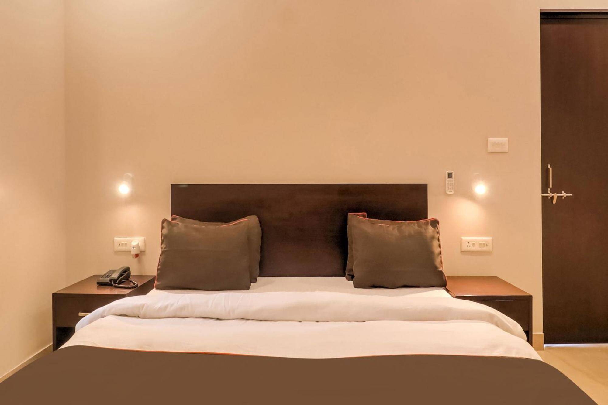 Townhouse Amaraa Farms Near Lulu Hypermarket Lucknow Eksteriør bilde