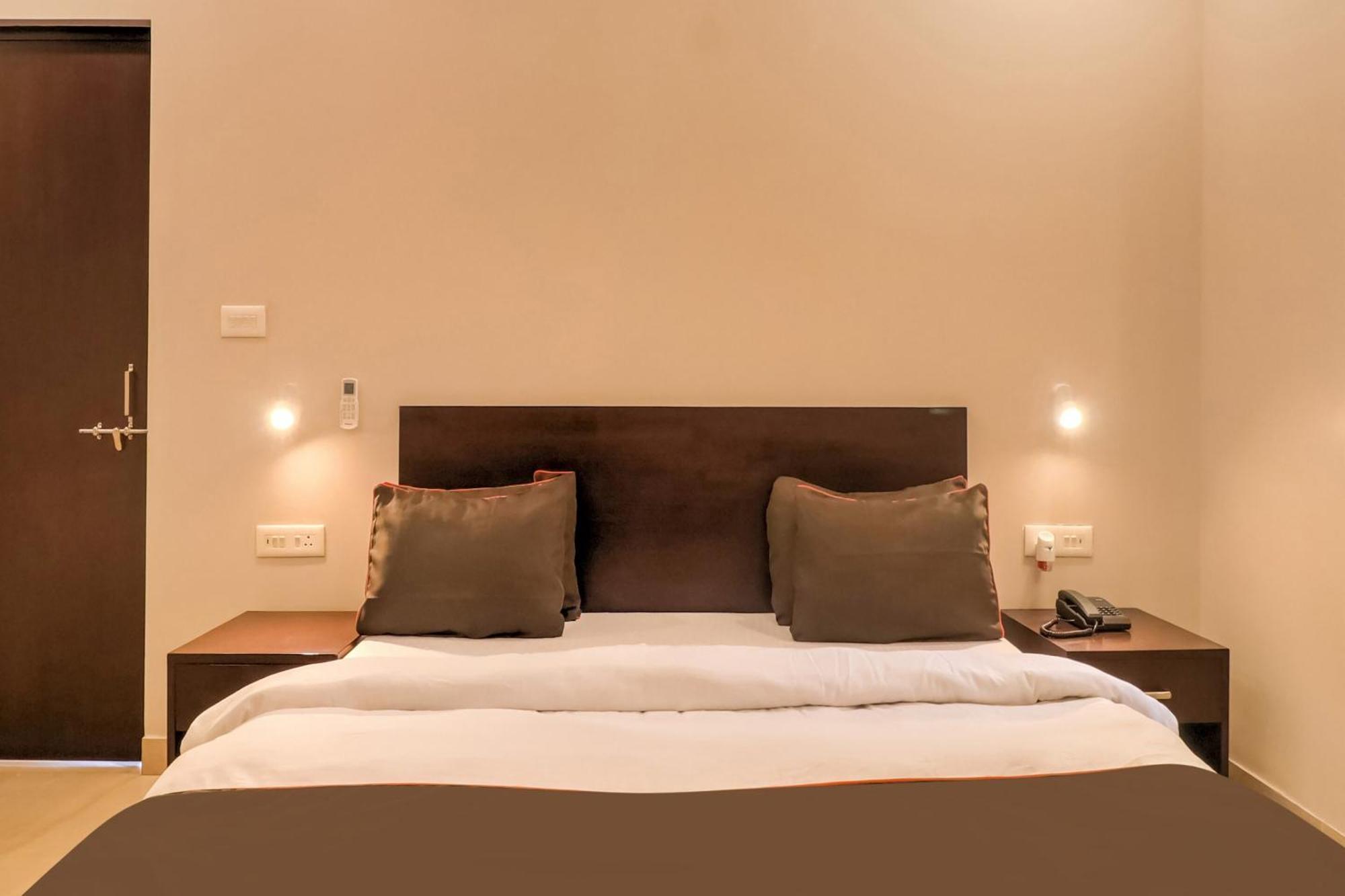 Townhouse Amaraa Farms Near Lulu Hypermarket Lucknow Eksteriør bilde