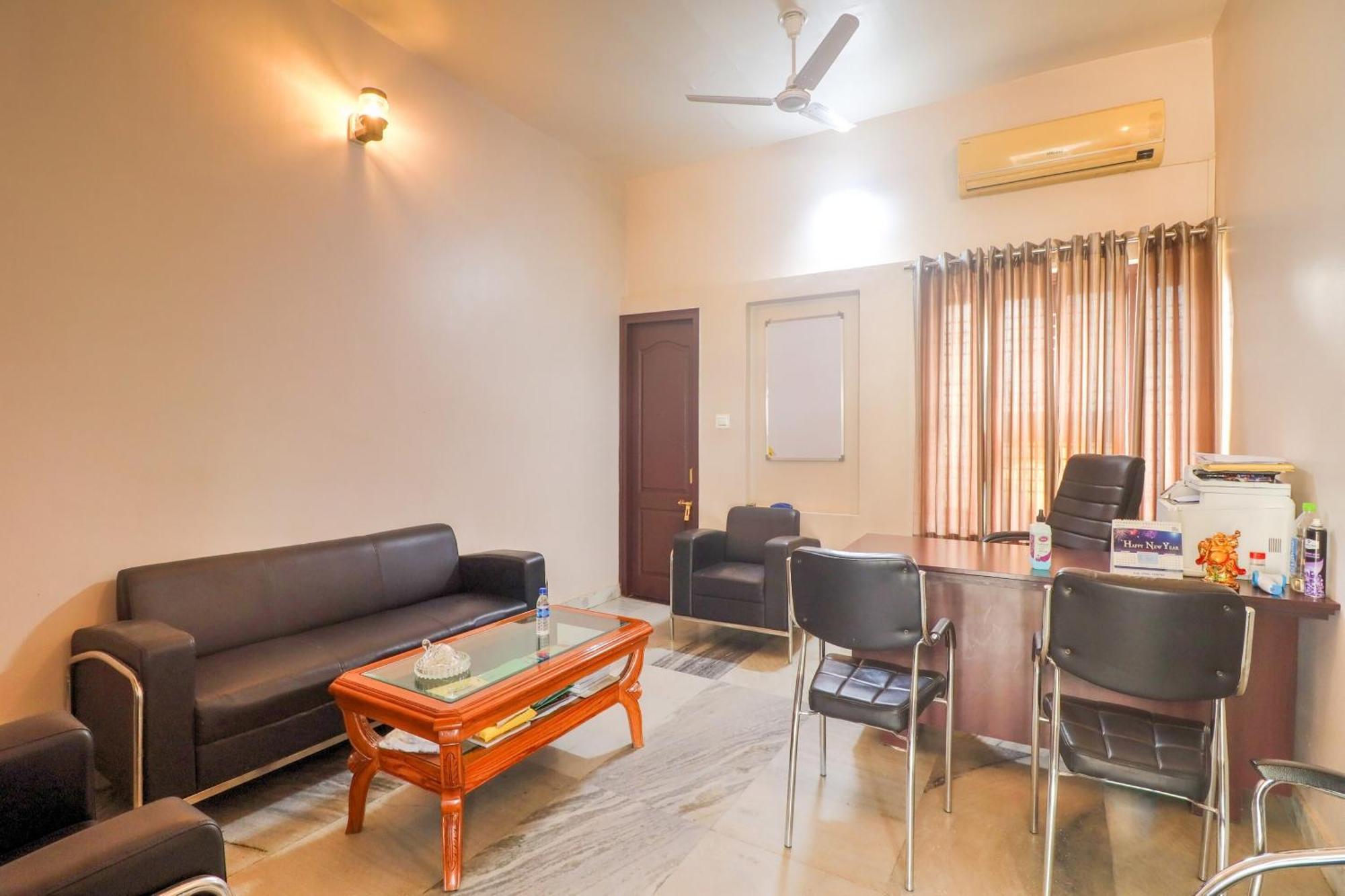 Townhouse Amaraa Farms Near Lulu Hypermarket Lucknow Eksteriør bilde
